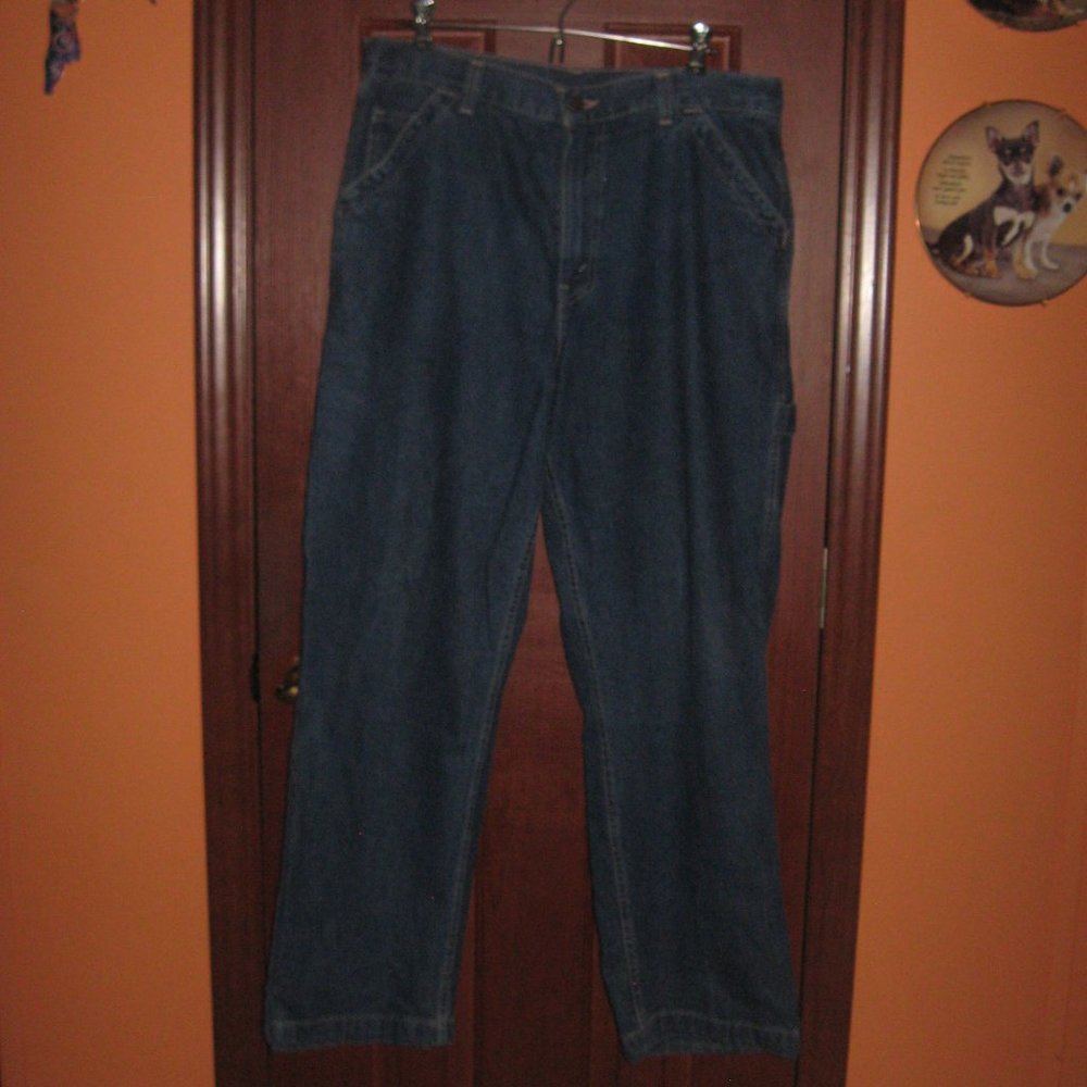 NEW LEVI STRAUSS & CO.  34-30   NWOT